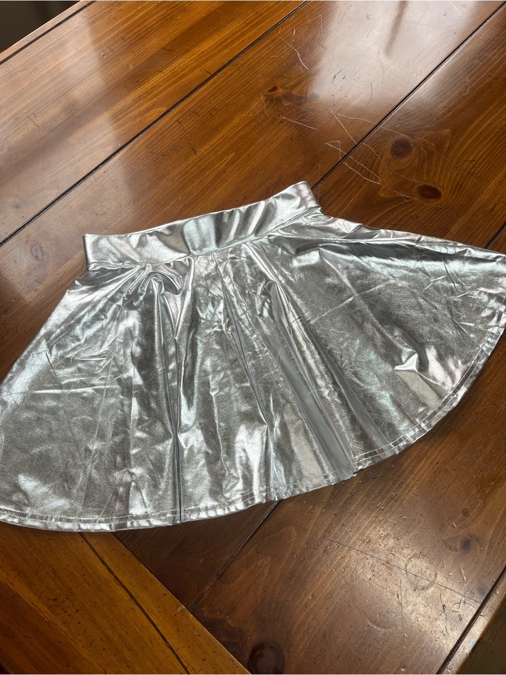 NEW Urban Coco Silver Metallic Pleated Mini Skater Skirt Size Medium